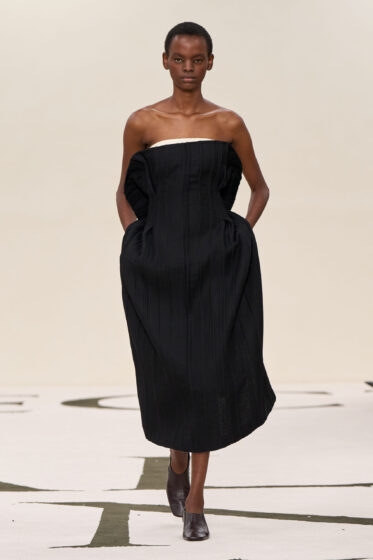 Calvin Klein Collection Look 52_Créditos Calvin Klein Collection