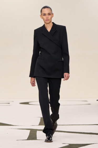 Calvin Klein Collection Look 62_Créditos Calvin Klein Collection